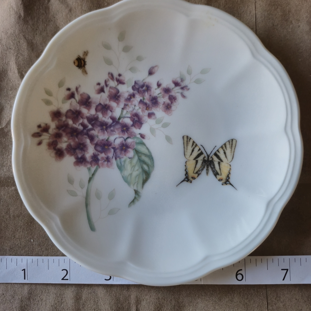 Lenox White Plate with Purple Floral and Yellow Butterfly Meadow Dessert Party